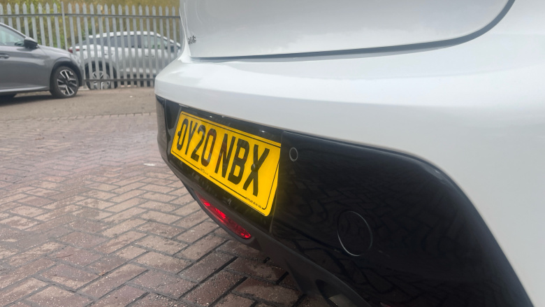 Peugeot 208 1.2 PureTech 100 Allure 5dr Petrol Hatchback